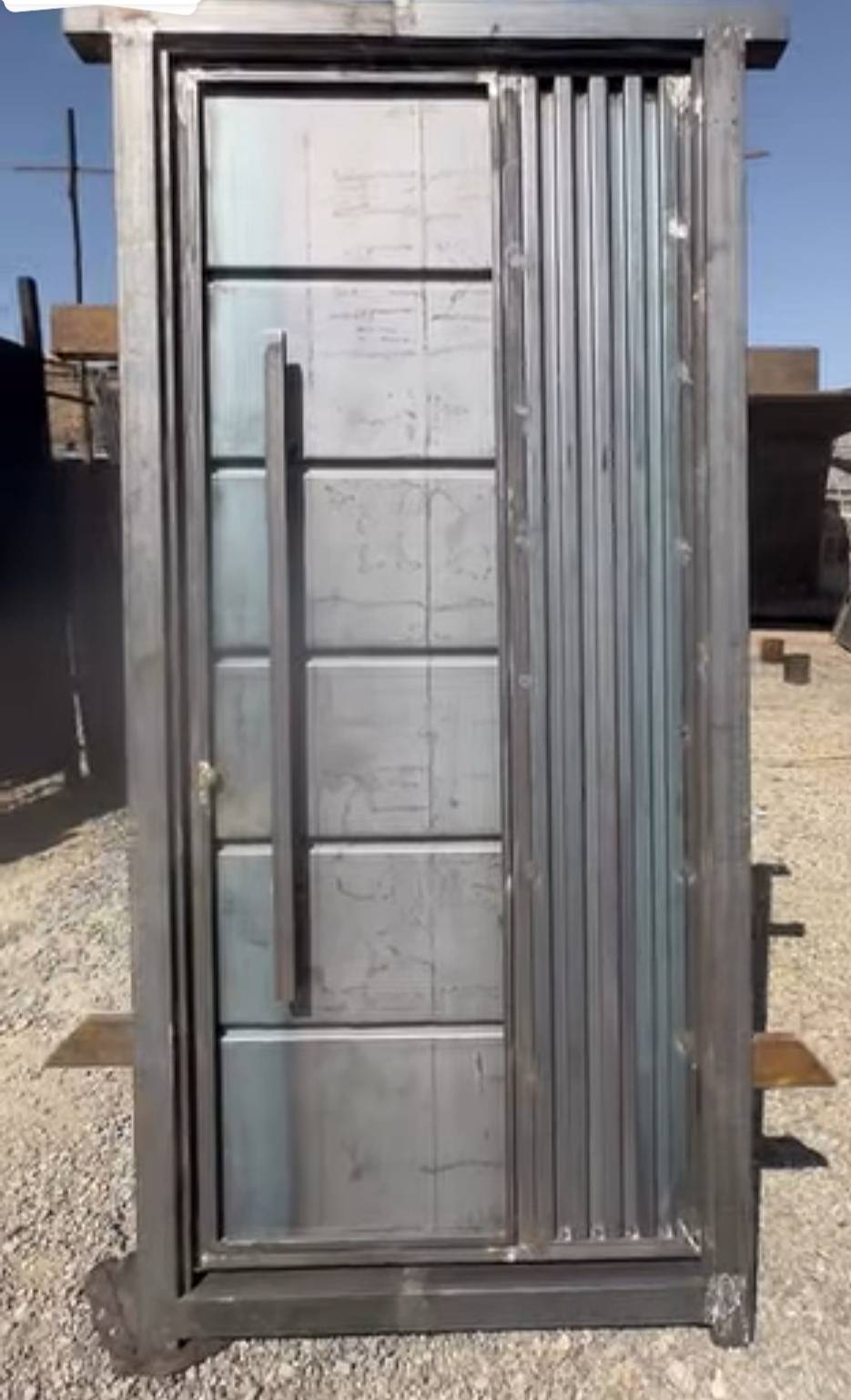 سازنده انواع درب و پنجره آهنی — عکس ۲