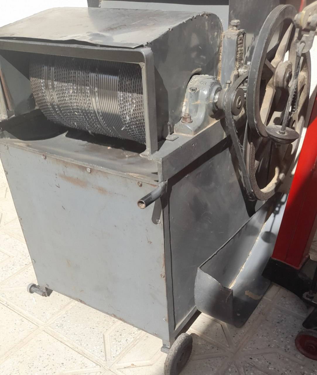 فروش یک دستگاه پنبه زنی (حلاجی) — عکس ۱